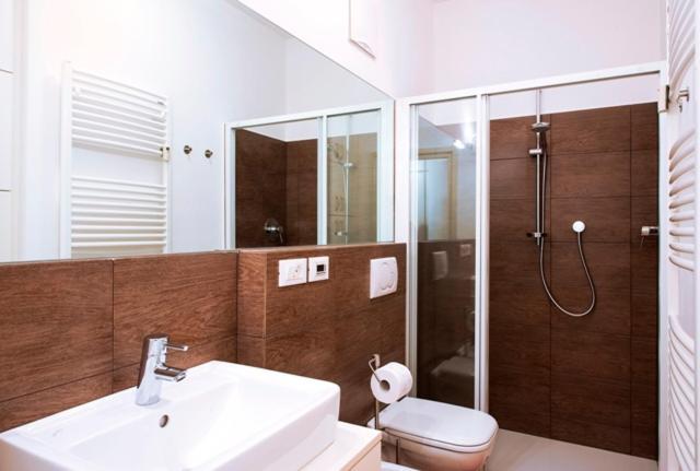 Luxury Apartment Paola Мерано Экстерьер фото